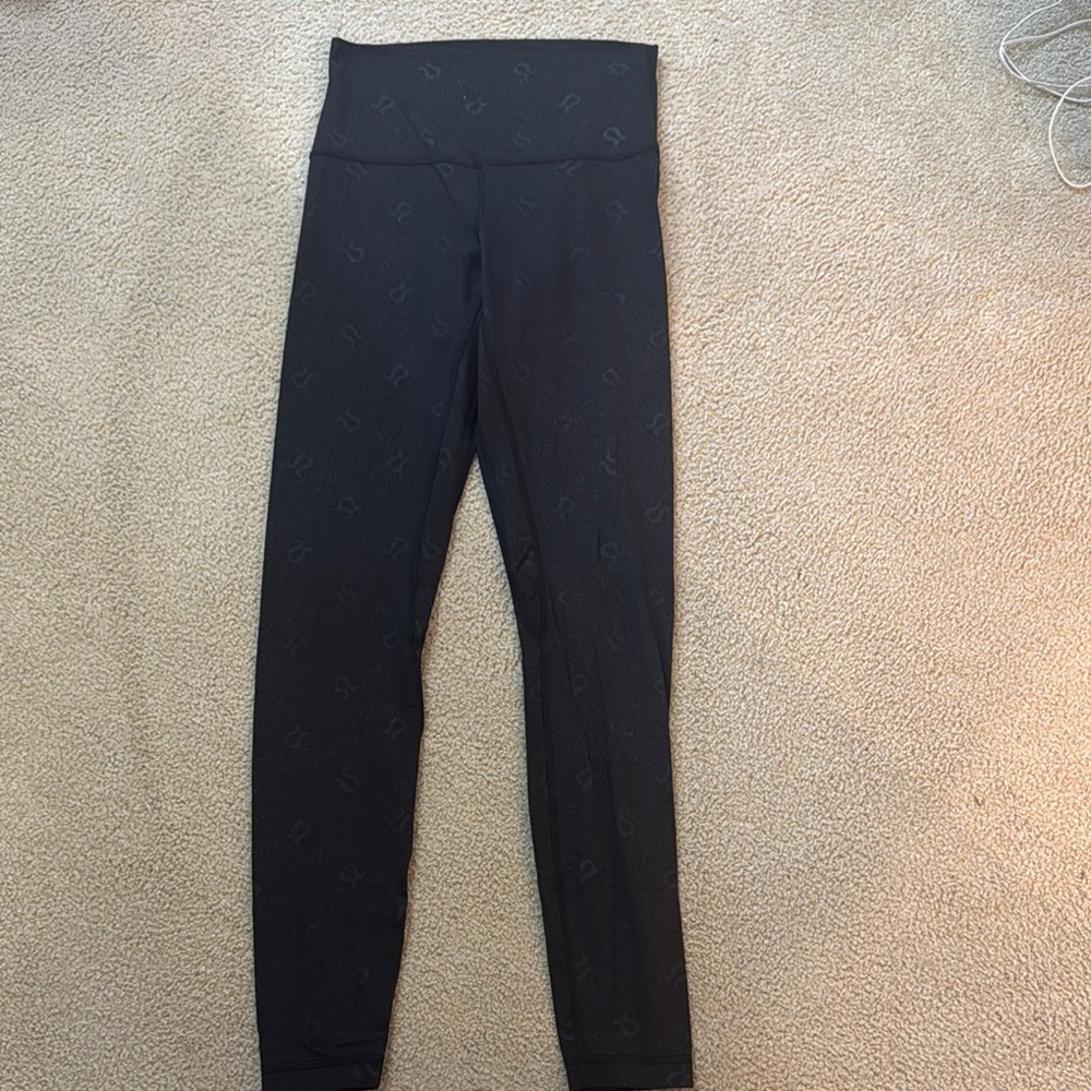 Black Lululemon Printed Leggings